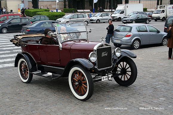48BcnaSitgesmontjuic137