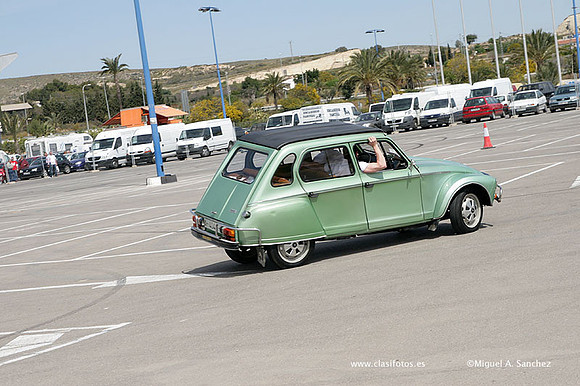 AnticAuto2010433