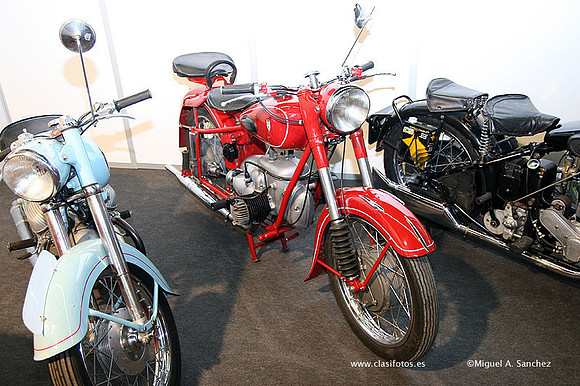 AutoRetro2009335