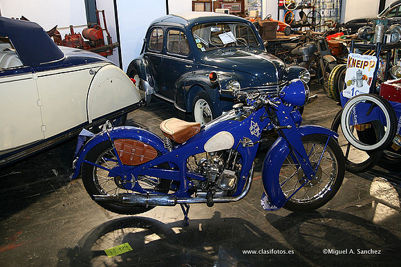 AutoRetro2009425
