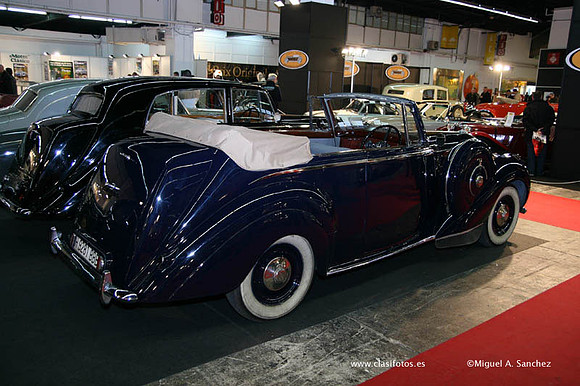 25AutoRetro0110