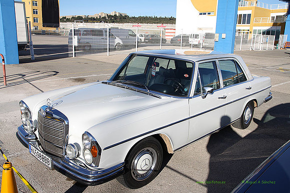 Classic&Legends2015_Padock019