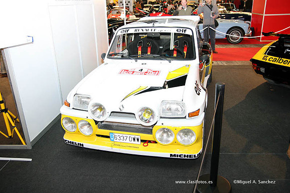 25AutoRetro0156