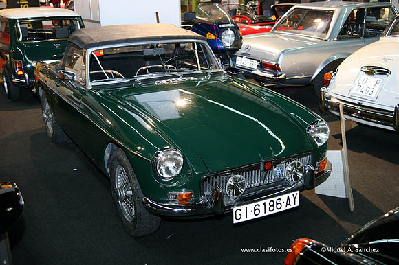 25AutoRetro0118