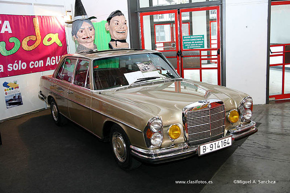 25AutoRetro0056