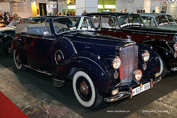 25AutoRetro0113