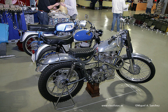 AnticAuto2010293