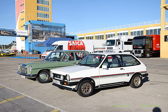 Classic&Legends2015_Padock005