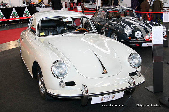 25AutoRetro0086