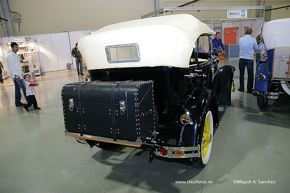 AnticAuto2010076