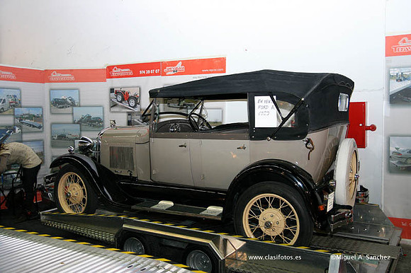 25AutoRetro0144
