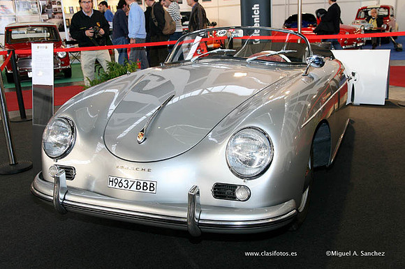 25AutoRetro0090