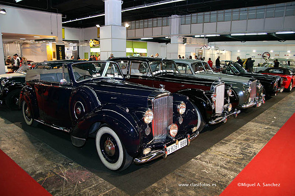 25AutoRetro0112