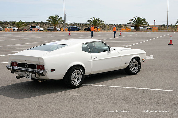AnticAuto2010375