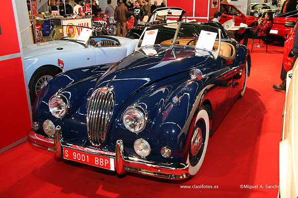 25AutoRetro0145
