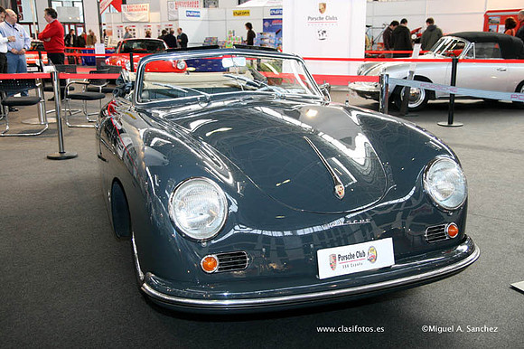 25AutoRetro0076