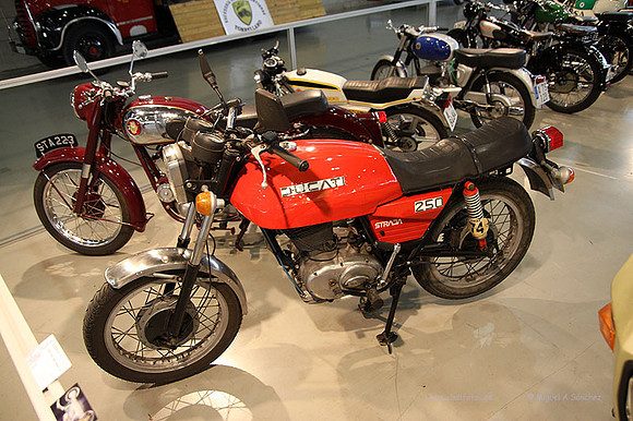 AnticAuto2015140