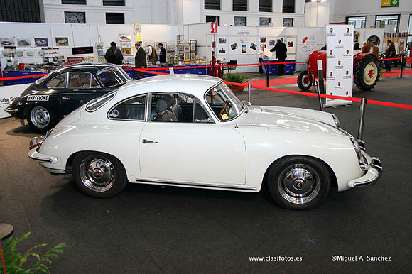 25AutoRetro0040
