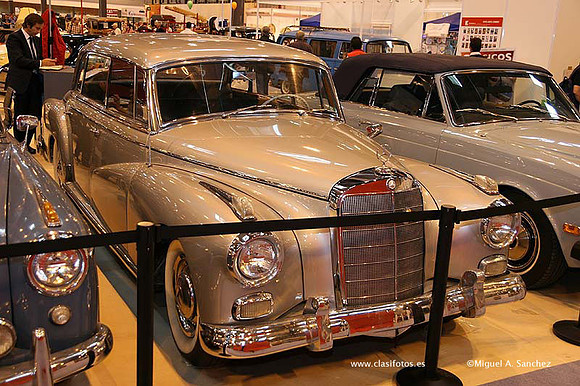 Retromovil20090273