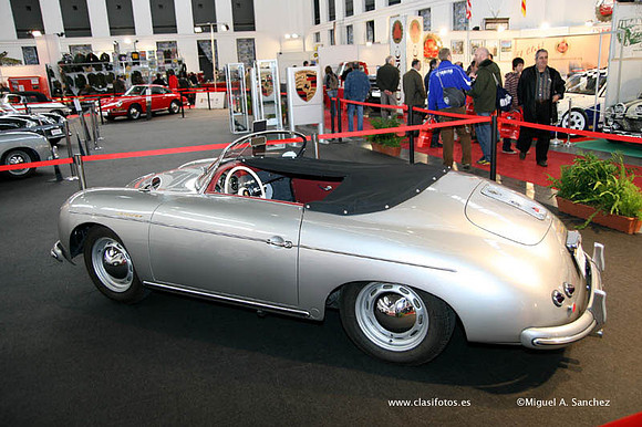 25AutoRetro0034