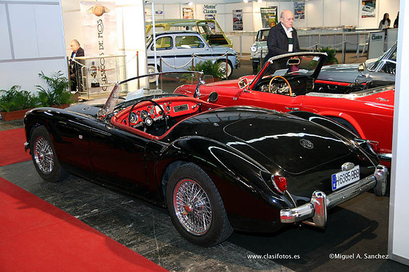25AutoRetro0104
