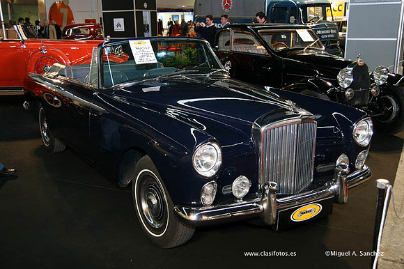 25AutoRetro0124