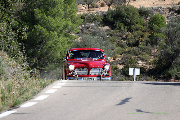 Tourist Trophy325