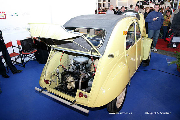 25AutoRetro0060