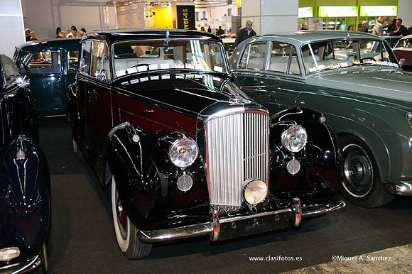 25AutoRetro0114