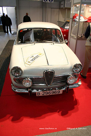 23AutoRetro025