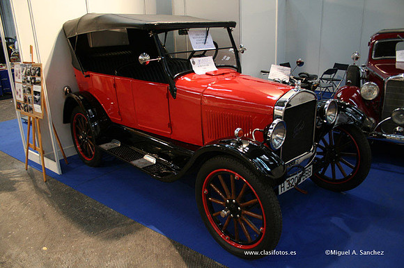 23AutoRetro088