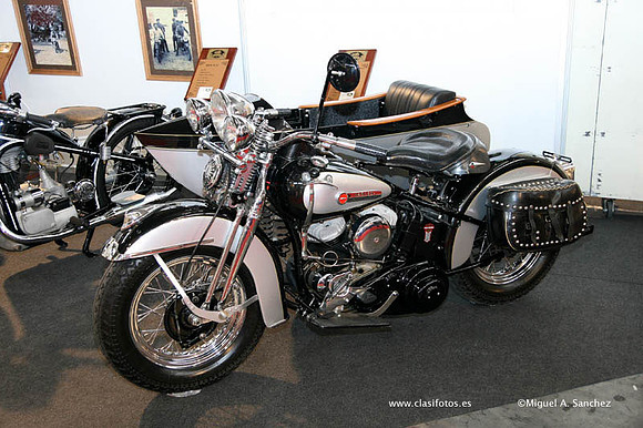 25AutoRetro0069