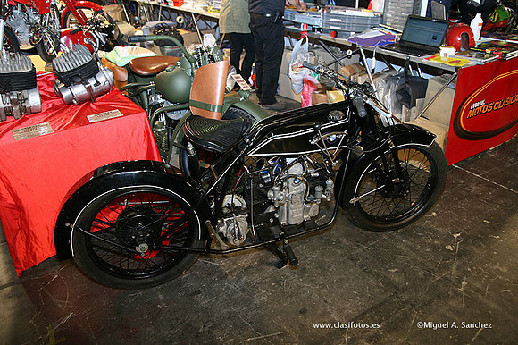 AutoRetro2009454