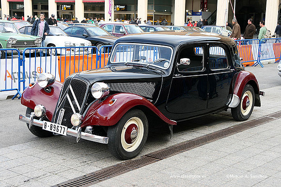 AutoRetro2009516