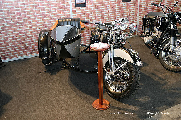 AutoRetro2009097