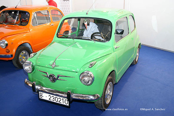 25AutoRetro0029