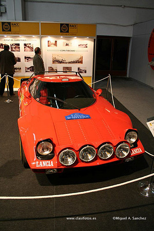 23AutoRetro024