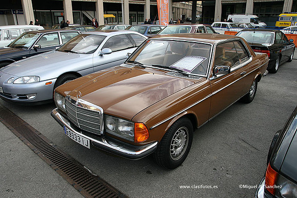 AutoRetro2009553