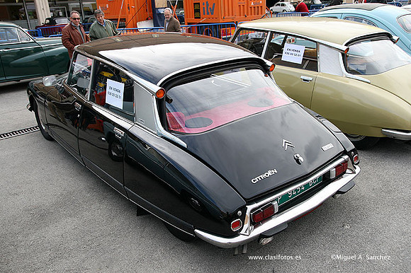 AutoRetro2009618
