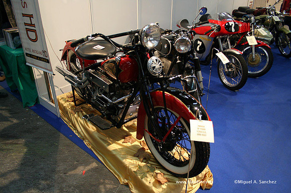 23AutoRetro079