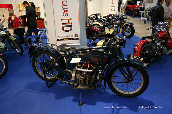 23AutoRetro081