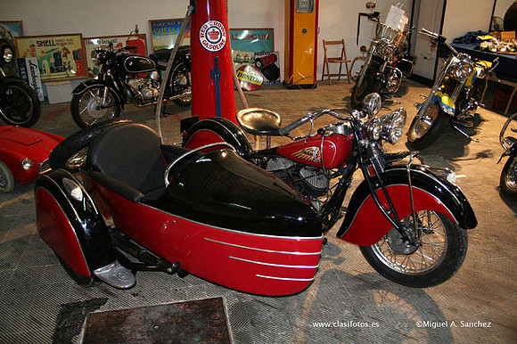 23AutoRetro063