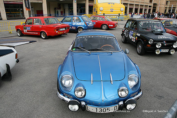 AutoRetro2009605