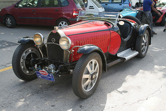 BugattiAValencia029