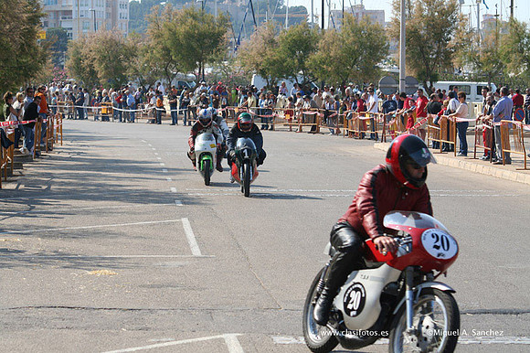 ClassicRacingRevival256