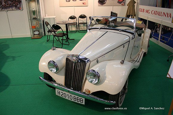 23AutoRetro147
