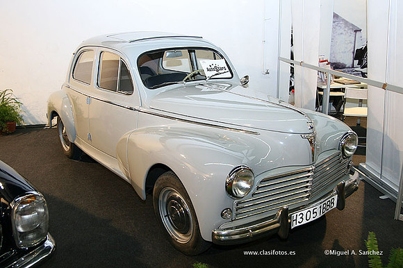 AutoRetro2009322