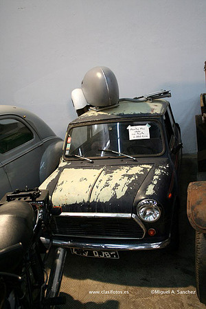 23AutoRetro053