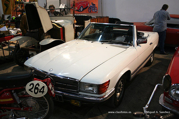 23AutoRetro044