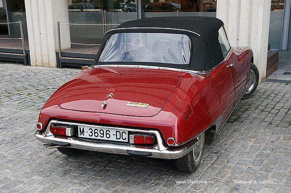 AutoRetro2009514